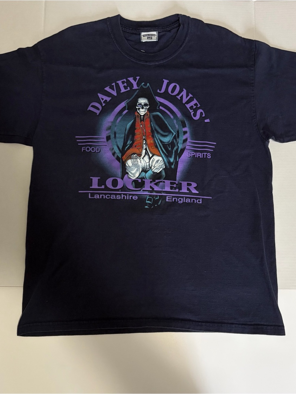 Davey Jones' Locker Black Short Sleeve Graphic Tee Vintage